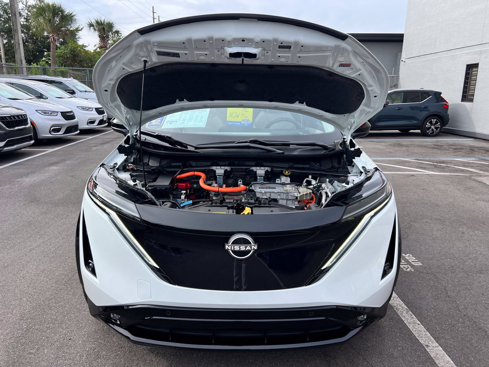 Used 2023 Nissan Ariya FWD image 28