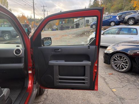 Used 2005 Honda Element EX image 10