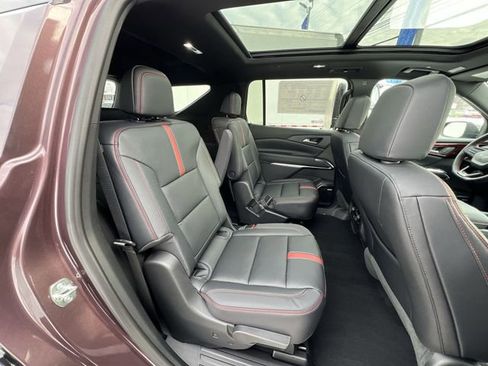 New 2026 Chevrolet Traverse RS w/ LPO, Floor Liner Package image 28