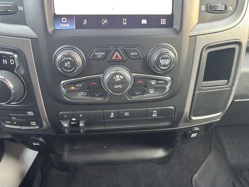 Used 2022 RAM 1500 Express w/ Wheel & Sound Group image 23