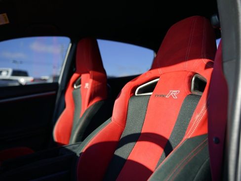Used 2019 Honda Civic Type R image 22