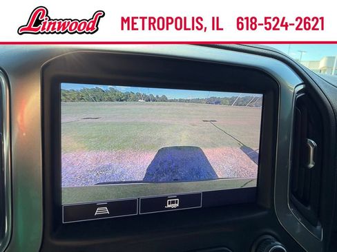 Used 2021 Chevrolet Silverado 1500 LT Trail Boss w/ Convenience Package II AWD/4WD image 32