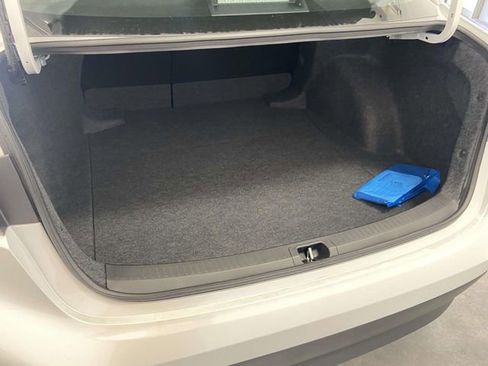 Used 2026 Toyota Corolla LE image 10