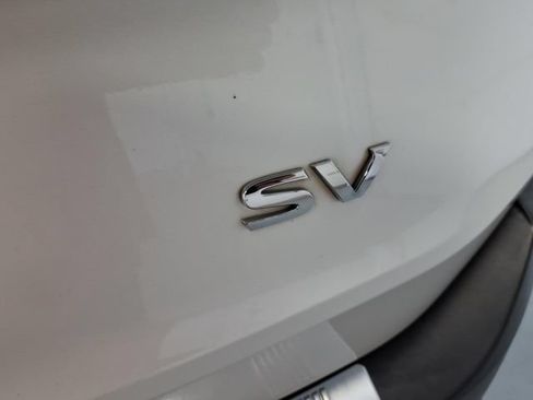 Used 2021 Nissan Rogue SV FWD image 14