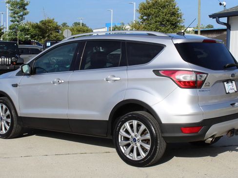 Used 2017 Ford Escape Titanium AWD/4WD image 3