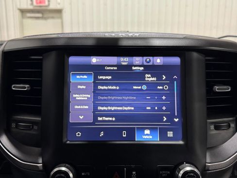 Used 2023 RAM 3500 Tradesman w/ Towing Technology Group AWD/4WD image 36