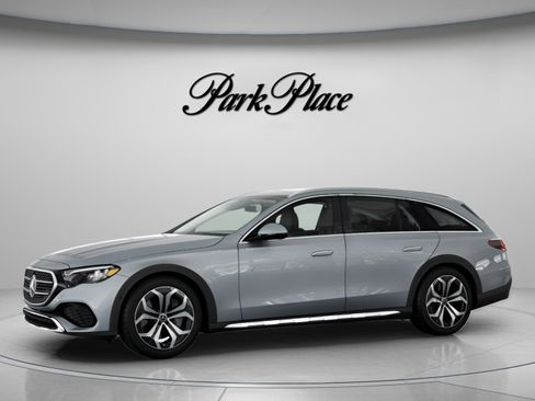 New 2026 Mercedes-Benz E 450 4MATIC All-Terrain Wagon image 3