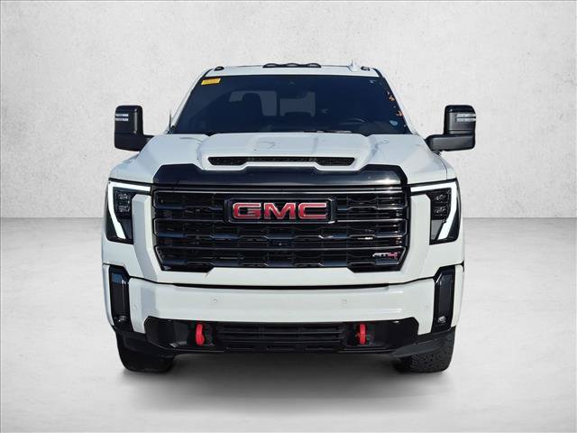 Used 2024 GMC Sierra 3500 AT4 w/ AT4 Premium Plus Package AWD/4WD image 3