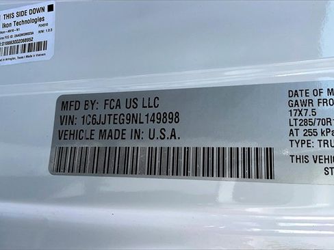 Certified 2022 Jeep Gladiator Mojave image 35