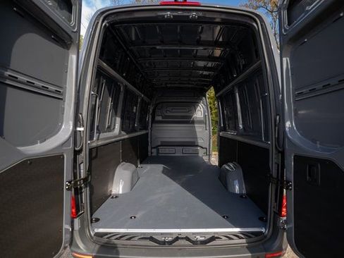 New 2026 Mercedes-Benz Sprinter 2500 image 9