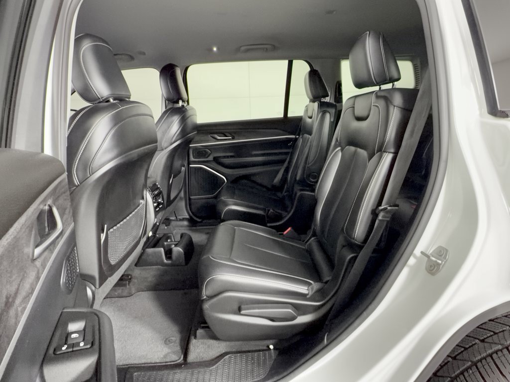 Used 2021 Jeep Grand Cherokee L Limited RWD image 25