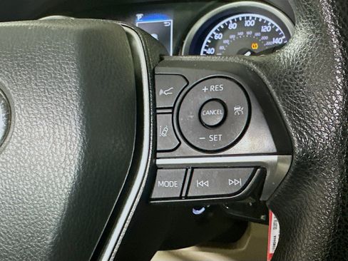 Used 2023 Toyota Camry LE image 17