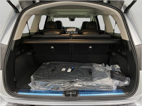 New 2026 Mercedes-Benz GLS 450 4MATIC image 6
