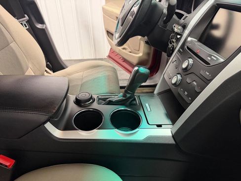 Used 2014 Ford Explorer XLT w/ Equipment Group 201A image 16