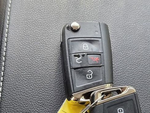 Certified 2023 Volkswagen Tiguan S FWD image 21