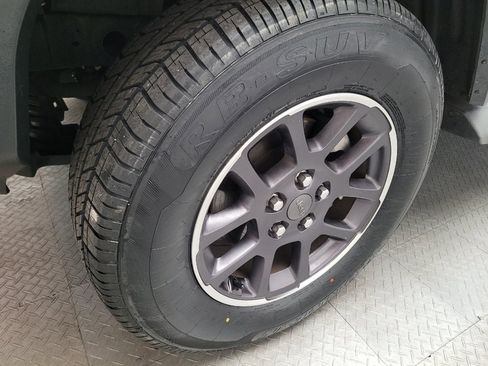 Used 2018 Jeep Wrangler Unlimited Sport S AWD/4WD image 31