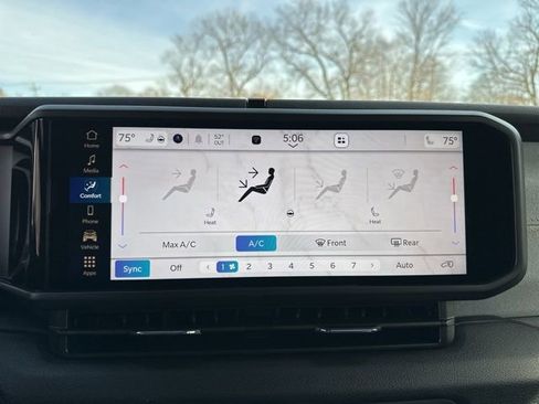 New 2025 Jeep Wrangler Sport S image 34