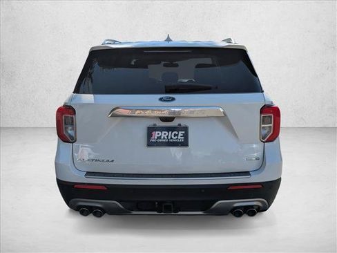 Used 2020 Ford Explorer Platinum w/ Premium Technology Package AWD/4WD image 6