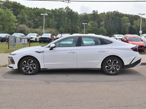 Used 2025 Hyundai Sonata SEL AWD/4WD image 3