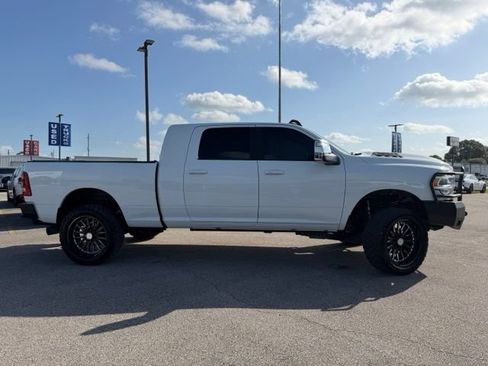 Used 2024 RAM 2500 Laramie w/ Sport Appearance Package AWD/4WD image 6