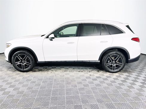 New 2026 Mercedes-Benz GLC 300 4MATIC image 3