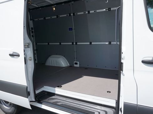 New 2025 Mercedes-Benz Sprinter 2500 image 25