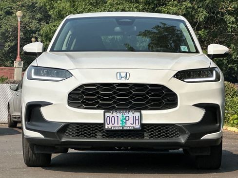 Used 2023 Honda HR-V LX image 10