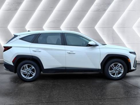 New 2026 Hyundai Tucson SE image 6