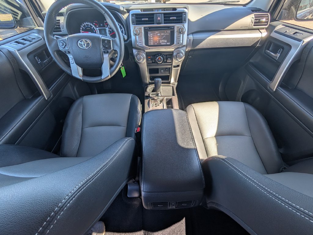 Used 2018 Toyota 4Runner SR5 Premium RWD image 26