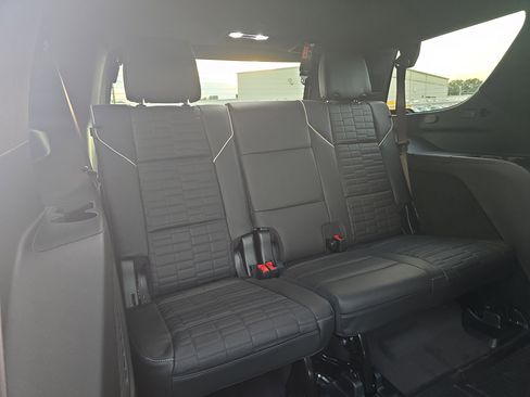 Certified 2026 Cadillac Escalade V AWD/4WD image 12