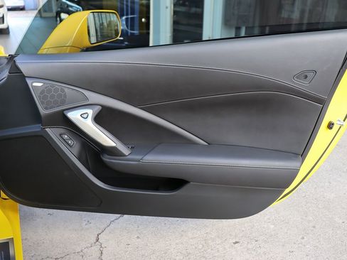 Used 2015 Chevrolet Corvette Stingray Coupe w/ 3LT Preferred Equipment Group image 39