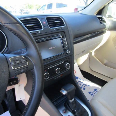 Used 2011 Volkswagen Jetta TDI FWD image 11
