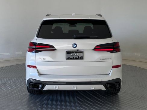 Used 2026 BMW X5 xDrive50e w/ M Sport Package AWD/4WD image 9