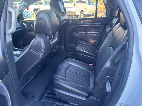 Used 2017 Buick Enclave Leather AWD/4WD image 26