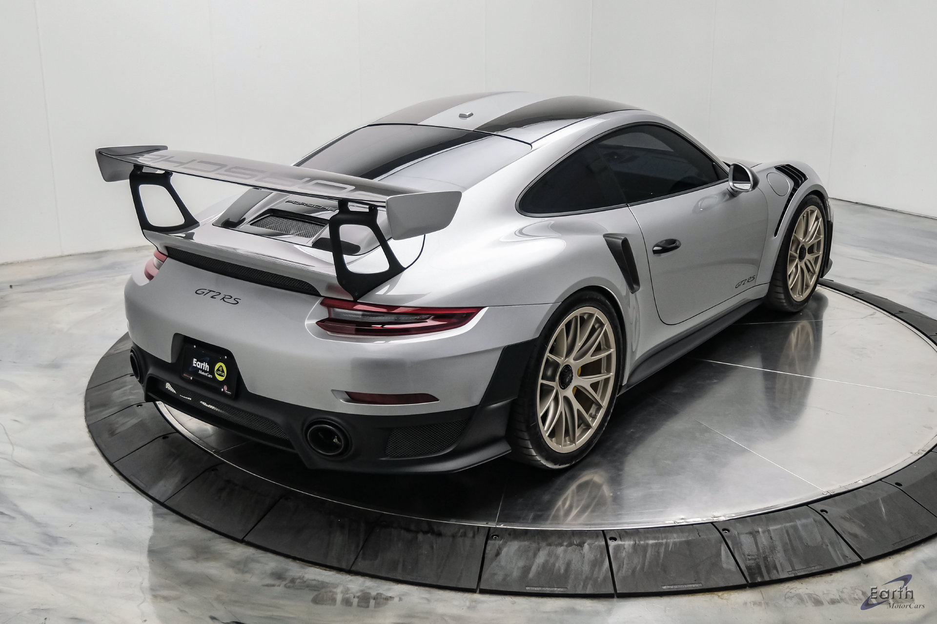 Used 2018 Porsche 911 GT2 RS RWD image 22
