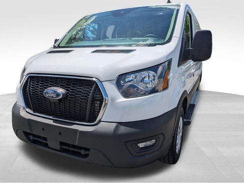 Used 2024 Ford Transit 250 Low Roof w/ Exterior Upgrade Package RWD image 10
