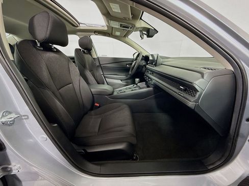 Certified 2023 Honda Accord EX image 25