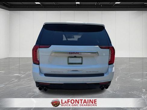 Used 2023 GMC Yukon XL Denali AWD/4WD image 4