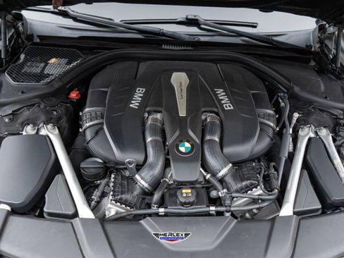 Used 2019 BMW 750i xDrive image 60