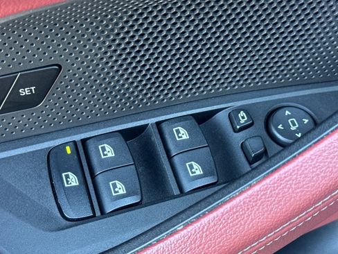 Used 2023 BMW i4 eDrive35 w/ Premium Package image 13