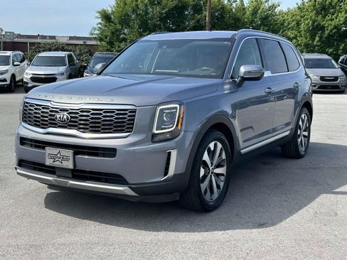 Used 2020 Kia Telluride S w/ S 8 Passenger Seating Package AWD/4WD image 7