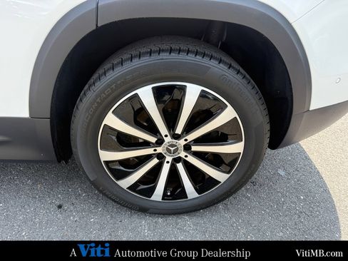 Certified 2022 Mercedes-Benz GLB 250 4MATIC image 13