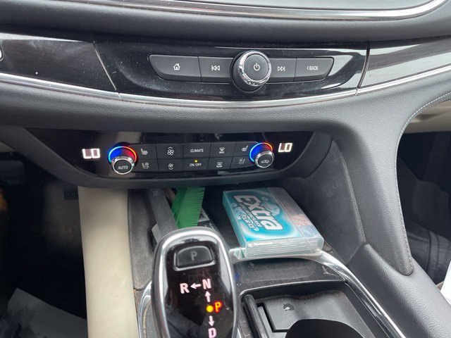 Used 2020 Buick Enclave Premium w/ Sun and Sites Package FWD image 8