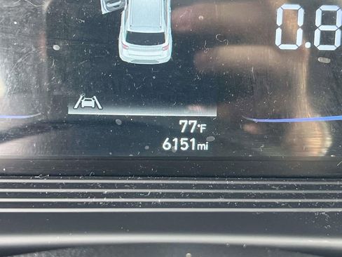 Used 2025 Hyundai Venue SEL image 27