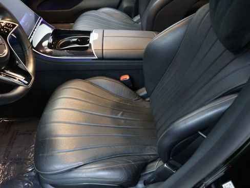 Used 2022 Mercedes-Benz S 580 4MATIC Sedan w/ AMG Line Package image 94