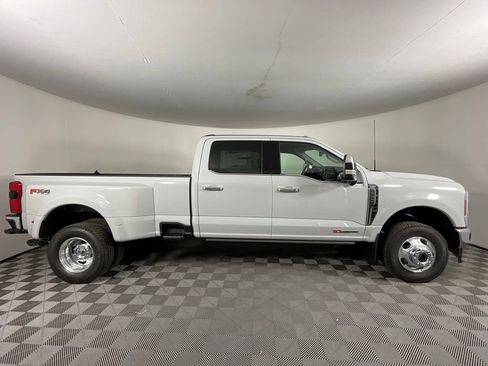 New 2026 Ford F350 Lariat w/ Lariat Ultimate Package AWD/4WD image 2