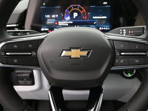 New 2026 Chevrolet Suburban Premier image 36