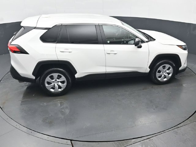 Certified 2025 Toyota RAV4 LE AWD/4WD image 40