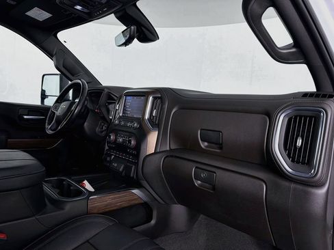 Used 2023 Chevrolet Silverado 2500 High Country w/ LPO, Dark Essentials Package AWD/4WD image 32