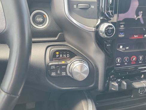 Used 2021 RAM 1500 Laramie w/ Night Edition AWD/4WD image 15